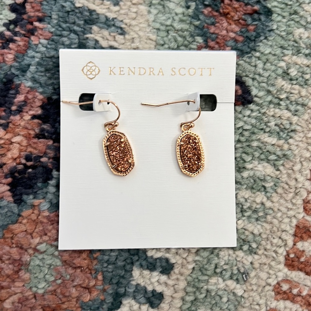 Kendra scott earrings